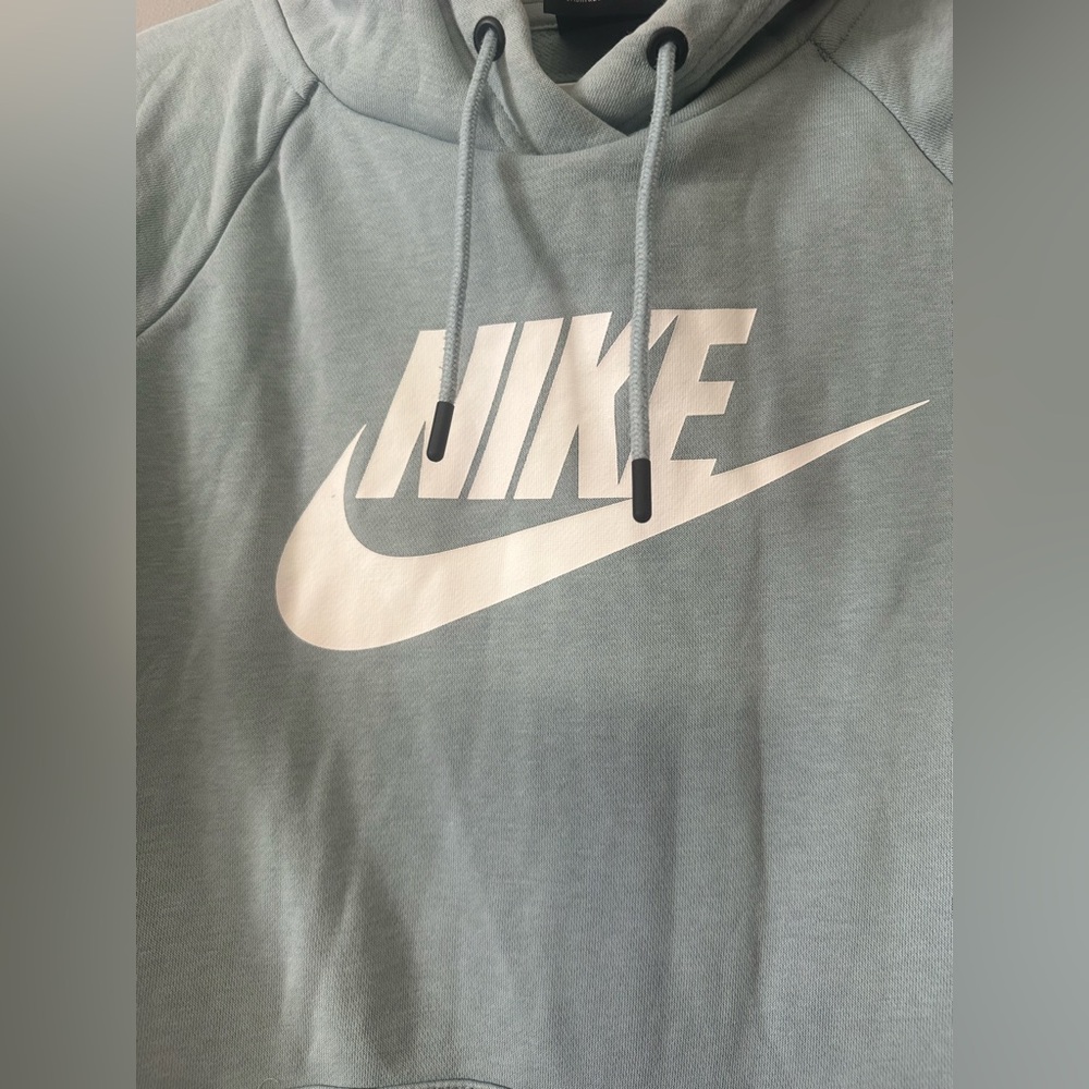 Nike Sweatshirt - Picture 6 of 8